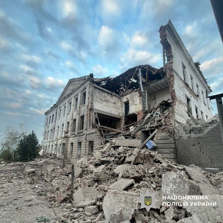 11 поранених за добу: росіяни б’ють по цивільних на Донеччині