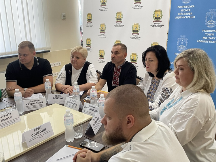 Покровська громада підписала меморандуми про співпрацю з Хустом та Жовквою