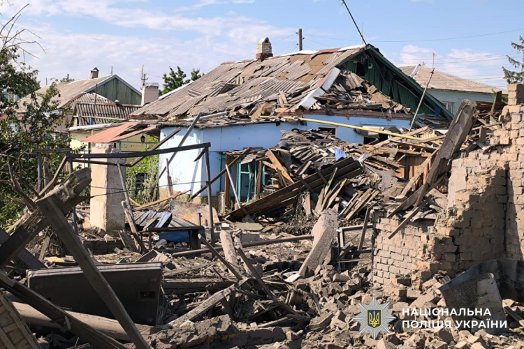 Одна людина загинула, 11 поранені внаслідок обстрілів Донеччини 26 червня