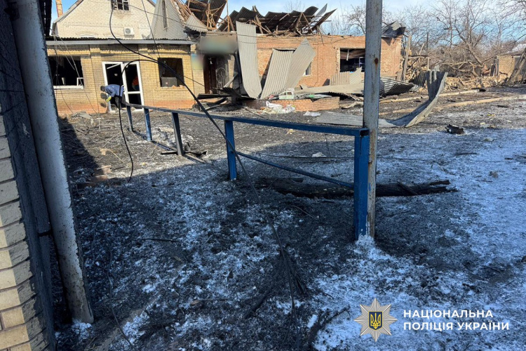 Троє цивільних загинуло, одного поранено внаслідок ворожих атак на Донеччину 21 лютого