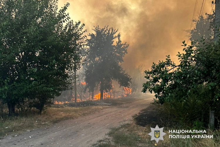 Двоє людей загинули, 10 поранені внаслідок російських атак на Донеччині
