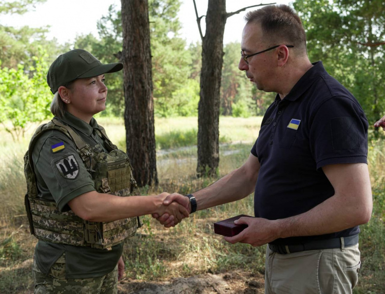 До Дня Української Державності Сергій Добряк вручив відзнаки Захисникам Покровська