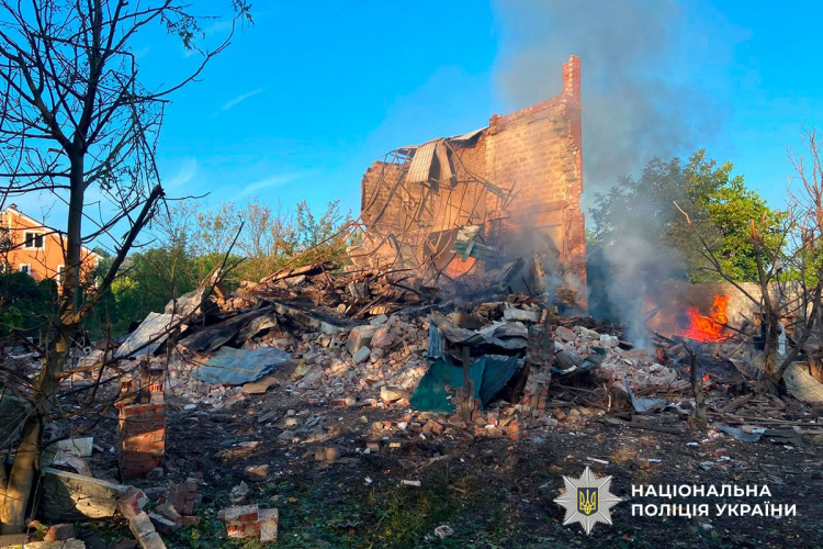 Троє жителів Донеччини зазнали поранень через російські удари