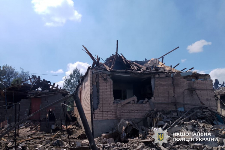За добу війська рф обстріляли 9 населених пунктів Донеччини, вбили 2 та поранили 7 цивільних