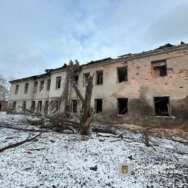 Одна людина загинула, четверо зазнали поранень через російські обстріли Донеччини 29 грудня