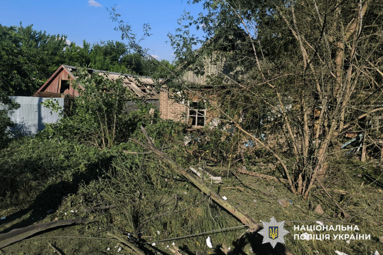 Протягом доби росіяни вбили трьох жителів Донеччині, ще 13 людей зазнали поранень