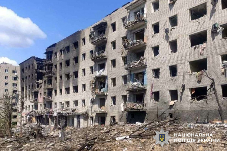 Четверо людей поранені через обстріли Донеччини 17 травня