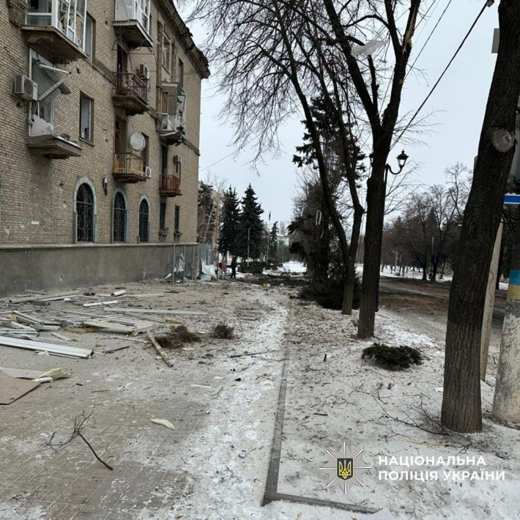 Про чергові жертви та пошкодження на Донеччині через ворожі обстріли повідомляє поліція