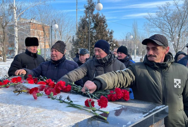 У Покровську вшанували подвиг воїнів-інтернаціоналістів