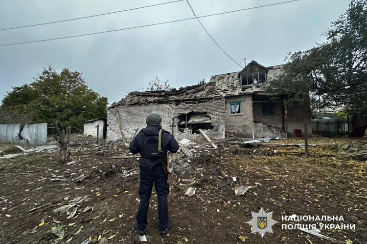 За добу війська рф обстріляли 6 населених пунктів Донеччини, вбили цивільну людину