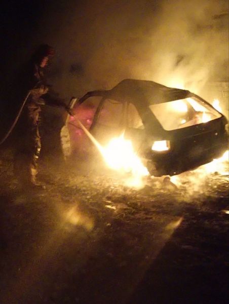 У Мирнограді згоріла автівка
