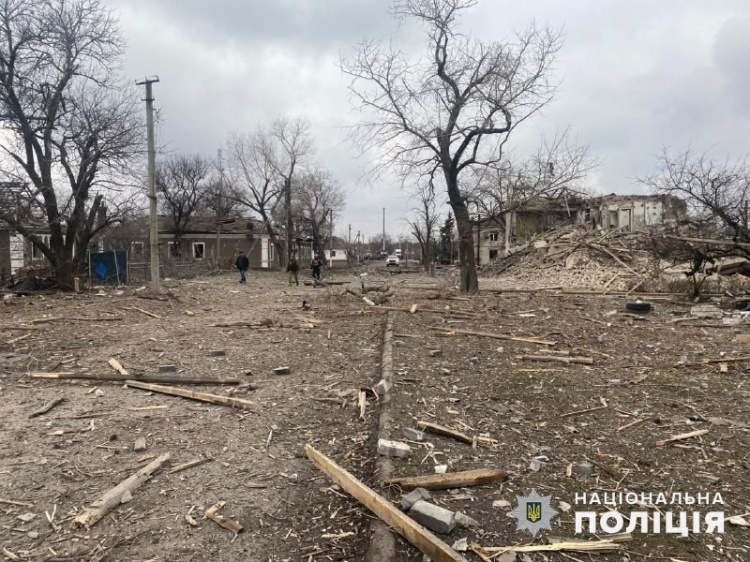 У Покровську під обстріл потрапила ділянка за універмагом