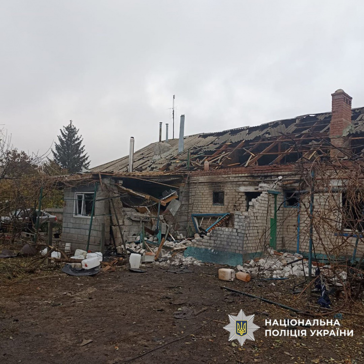 Дві людини загинули та дві зазнали поранень через російські обстріли Донеччини