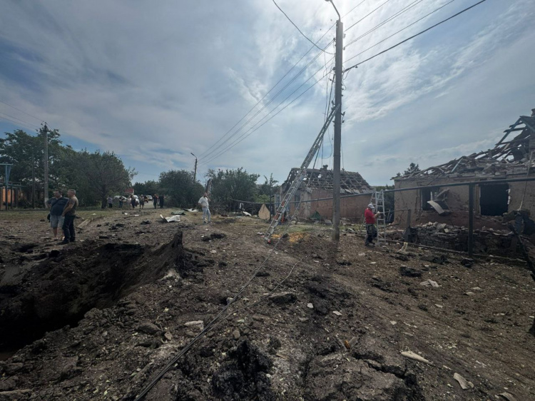 Уночі ворог скинув на Добропілля дві керовані авіабомби