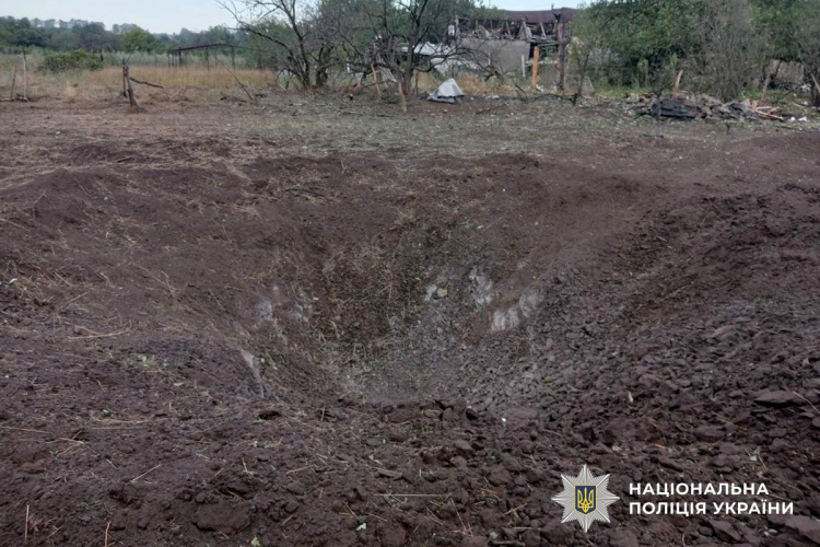 Одна людина загинула, 9 зазнали поранень внаслідок ворожих обстрілів Донеччини 5 серпня