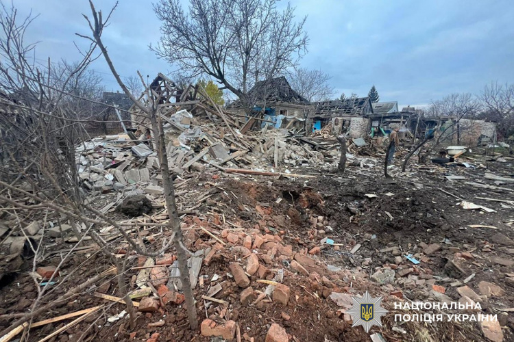 За добу троє людей зазнали поранень внаслідок російських атак на Донеччині