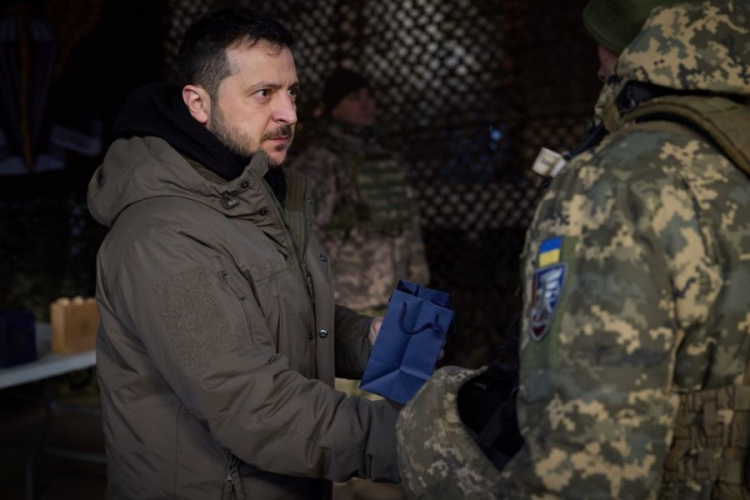 У День ЗСУ Президент зустрівся з українськими військовими на Донбасі
