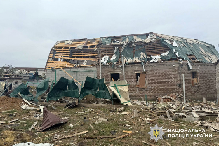 За добу окупанти обстріляли 10 населених пунктів Донеччини, вбили трьох та поранили 11 цивільних