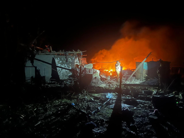 Про загиблого та 8 поранених жителів Донеччини внаслідок обстрілів 13 січня повідомила поліція