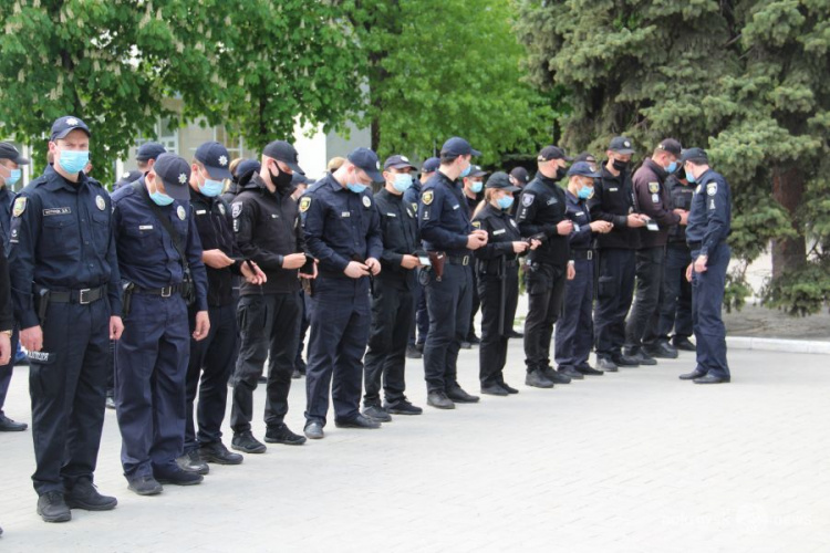 В Покровске возобновились еженедельные публичные инструктажи правоохранителей