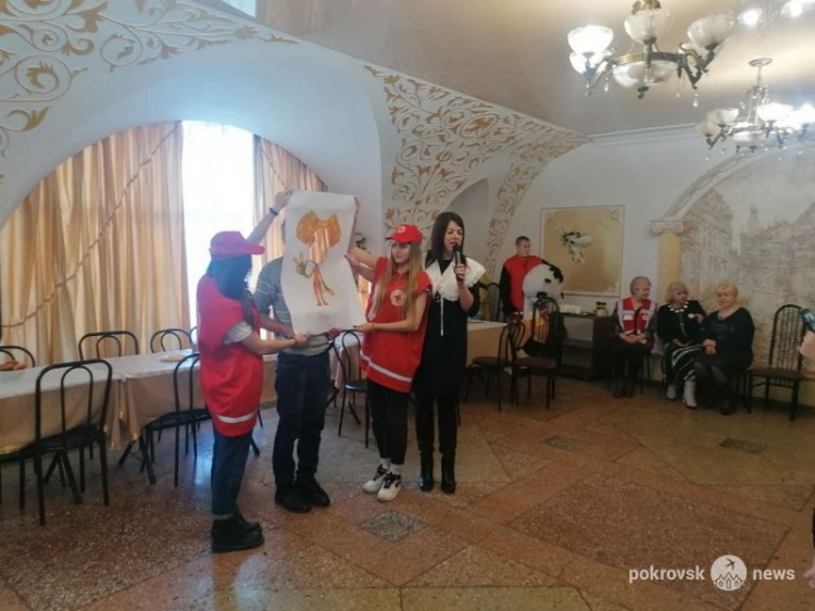 Ко Дню людей с инвалидностью в Покровске прошел ряд мероприятий от Красного Креста