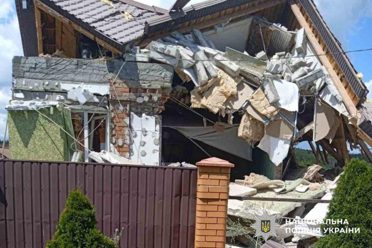 Вісім цивільних поранені, з них двоє дітей, внаслідок російських атак на Донеччині
