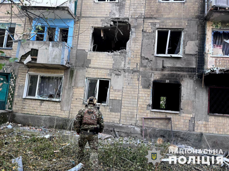 13 атак та 7 поранених: поліція повідомила про обстріл Донеччини 3 жовтня