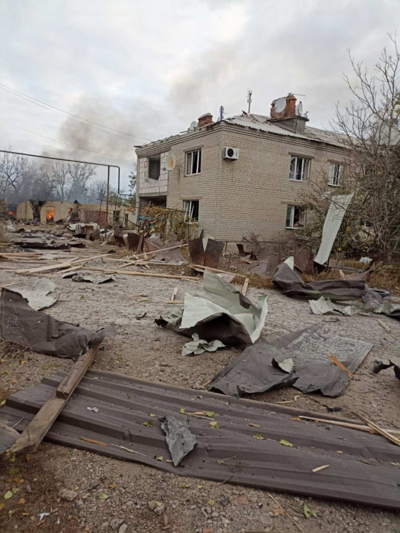 Двоє людей загинули, ще троє – поранені внаслідок російських атак на Донеччині 18 жовтня