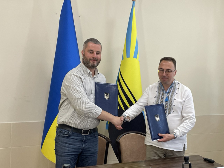 Покровська громада підписала меморандуми про співпрацю з Хустом та Жовквою