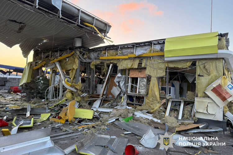 Через російські обстріли на Донеччині поранено жінку