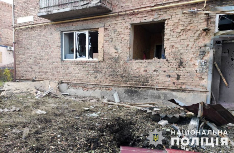 Протягом доби поліцейські задокументували 28 ворожих ударів по Донеччині