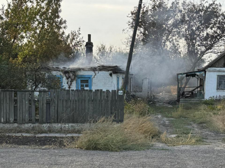 По Покровську – дронами та артою, на Мирноград – ФАБи: поліція повідомила про наслідки обстрілів 16 вересня