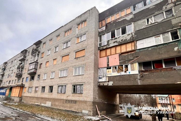 На Донеччині внаслідок обстрілів рф поранені двоє цивільних