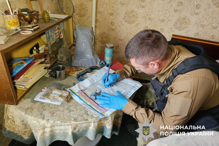 Поліція Донеччини ліквідувала міжрегіональний канал збуту наркотиків