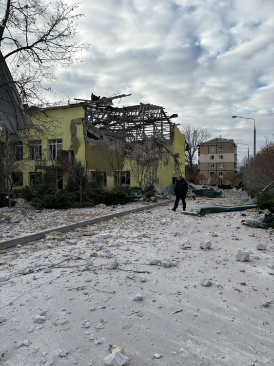 Дев’ять людей зазнали поранень на Донеччині 25 листопада