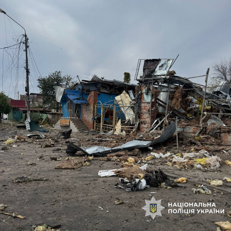 8 жовтня росіяни обстріляли 14 населених пунктів Донеччини, є поранений