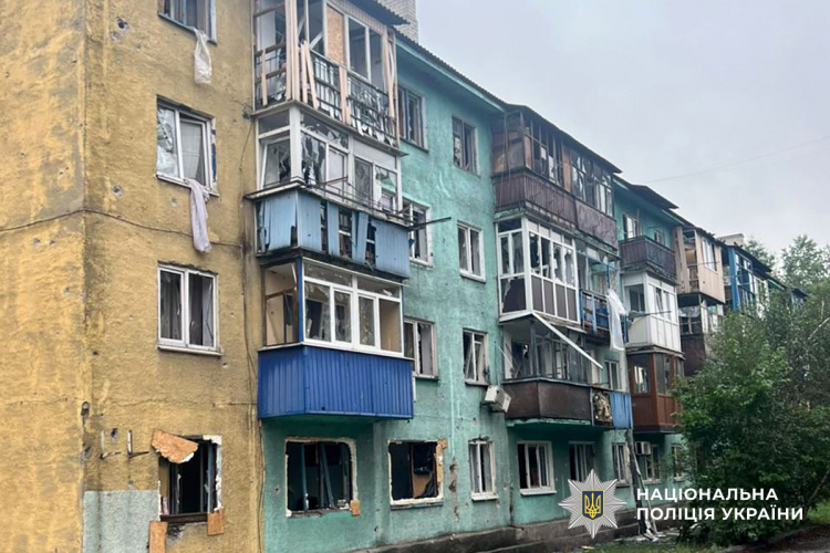 На Добропілля росіяни скинули дві авіабомби: наслідки обстрілів Донеччини за добу
