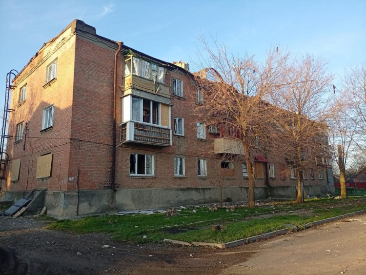 Серед поранених – дитина: внаслідок обстрілів Донеччини 15 квітня постраждали 6 людей