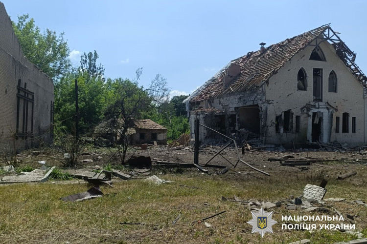 Двоє цивільних загинули, ще 11 поранені внаслідок ворожих обстрілів Донеччини 8 червня