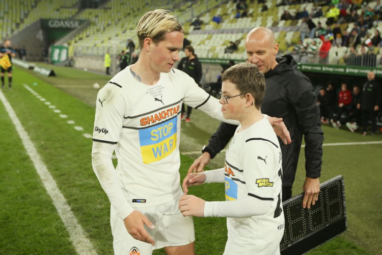 12-річний хлопчик з Маріуполя зіграв за «Шахтар» і забив гол