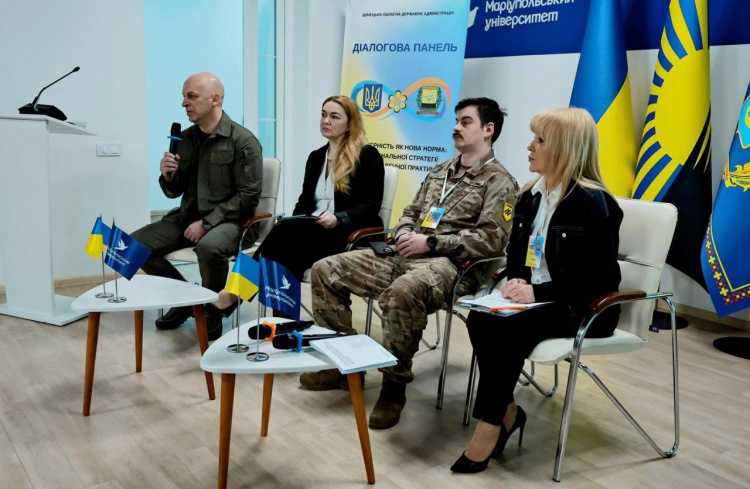 Офлайн-освіта як крок до безбар’єрності: досвід Покровської громади представили на форумі