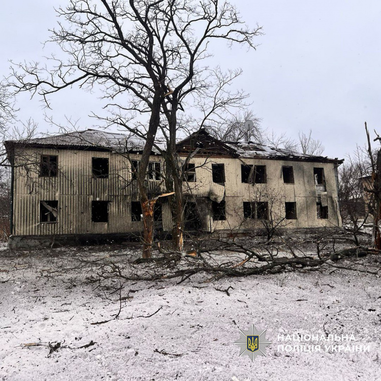 Одна людина загинула, четверо зазнали поранень через російські обстріли Донеччини 29 грудня