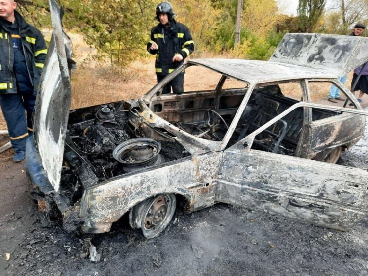 За выходные спасатели 10 раз выезжали тушить пожары в Покровском районе