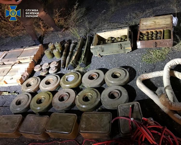 У районі ООС протягом року СБУ вилучила зі схронів бойовиків понад 137 кг вибухівки і майже 100 тисяч боєприпасів