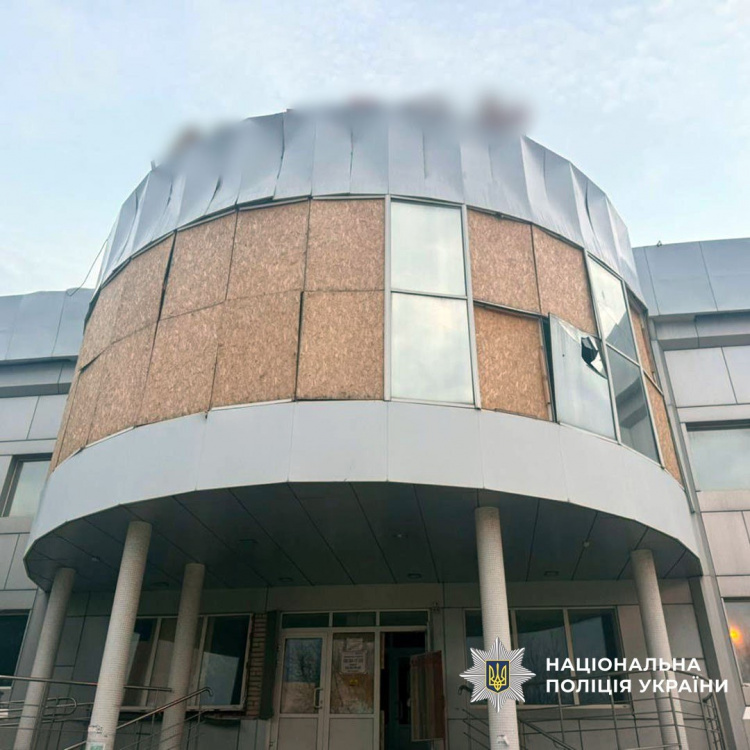 Одна людина загинула, ще двоє поранені через російські обстріли Донеччини 4 квітня