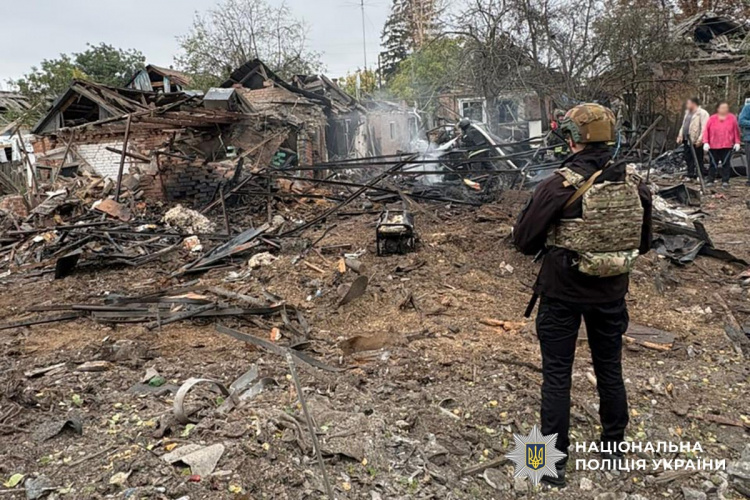 За добу окупанти обстріляли 10 населених пунктів Донеччини, вбили трьох та поранили 11 цивільних