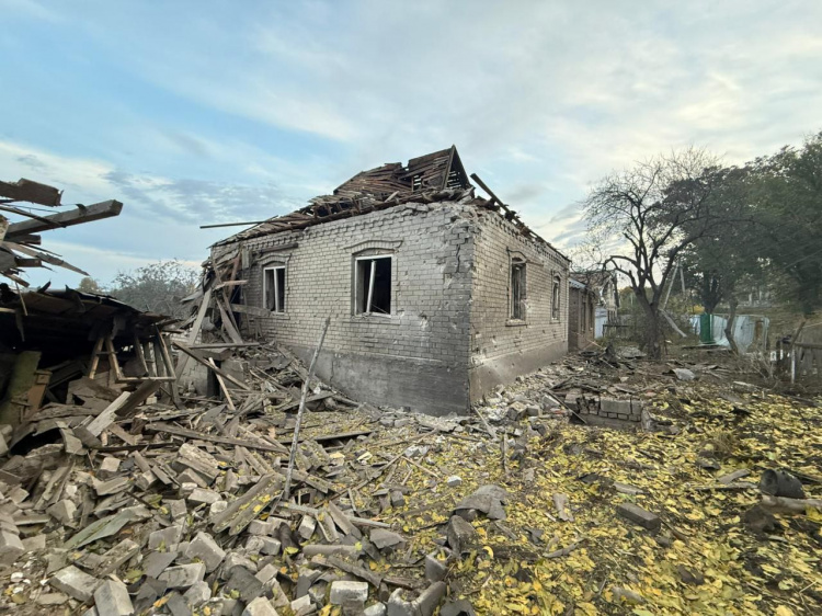 8 жовтня росіяни обстріляли 14 населених пунктів Донеччини, є поранений
