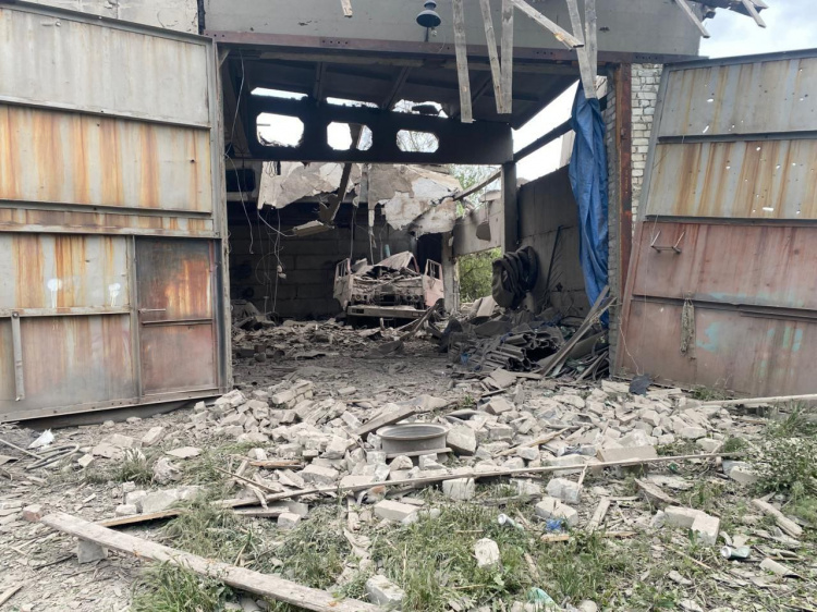 2 загиблих і 9 поранених: про наслідки обстрілів 16 травня повідомила поліція Донеччини